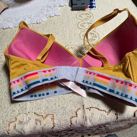Pink Victoria Secret Women’s Yellow Bra Size 32 DD - Picture 5 of 11
